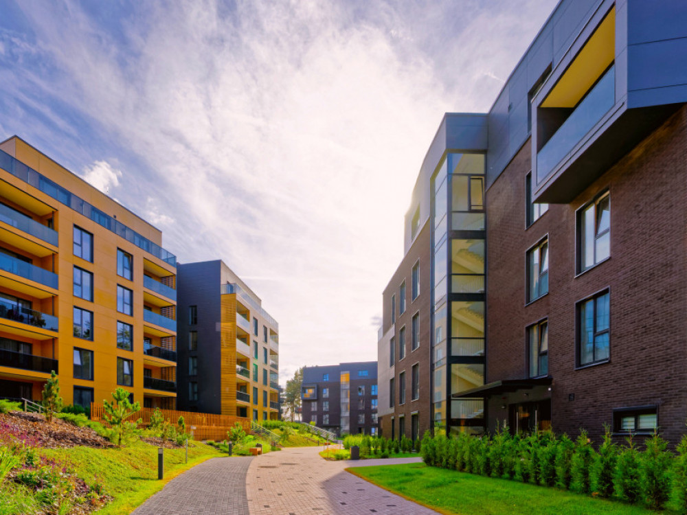 Pomanjkanje stanovanj zvišuje najemnine v Nemčiji