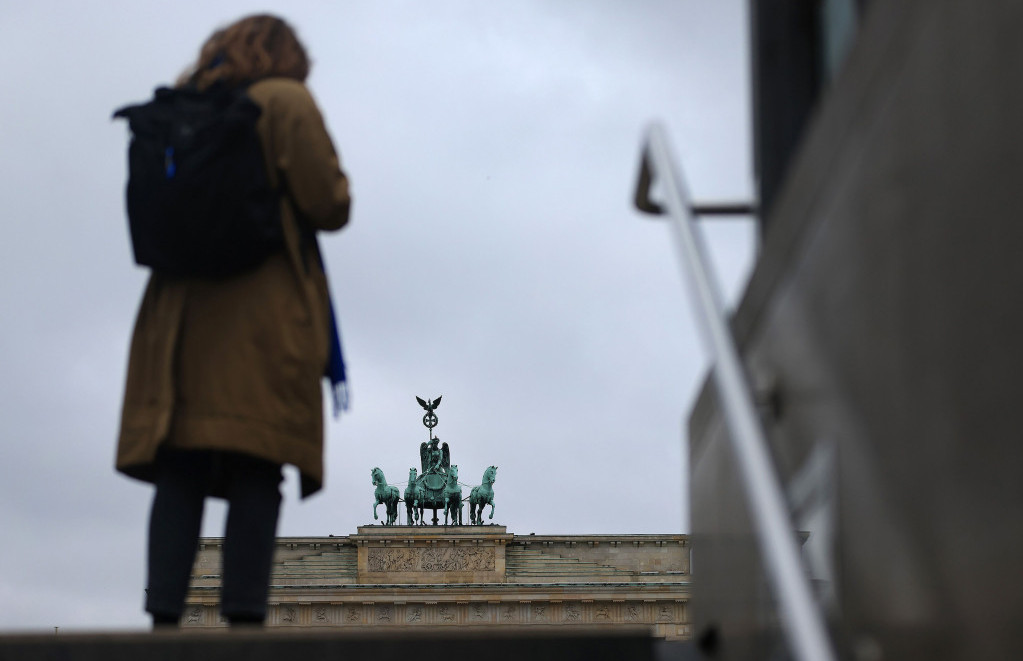 Se je nemški motor v prvem četrtletju vrtel v pozitivno smer?