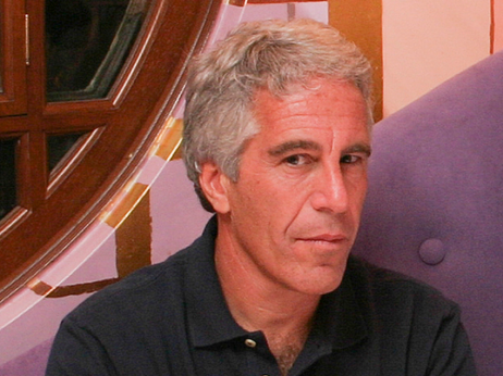 Epsteinov dokumenti vključujejo fotografije znanih osebnosti in cenzurirane datoteke