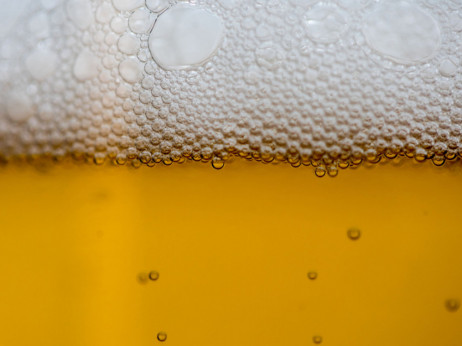 Pred začetkom Eura: Koliko po Evropi stane pivo?