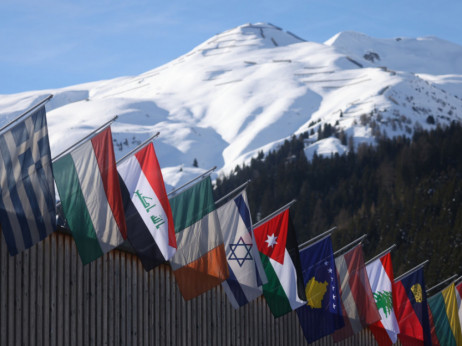V Davosu svetovnemu gospodarstvu niso napovedali nič 'normalnega'