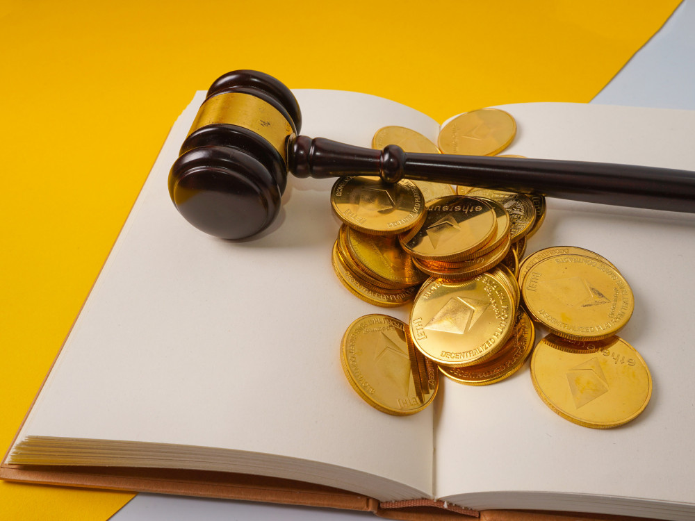 Predlog: Kako bi slovenska vlada zakonsko uredila trg kriptosredstev?