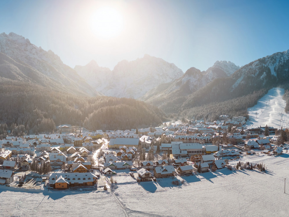Kranjska Gora: 'Cene so šle v ekstreme. Dvosobno stanovanje se proda ne glede na ceno'
