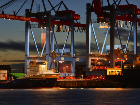 Rast slovenskega BDP se je ob koncu leta pospešila