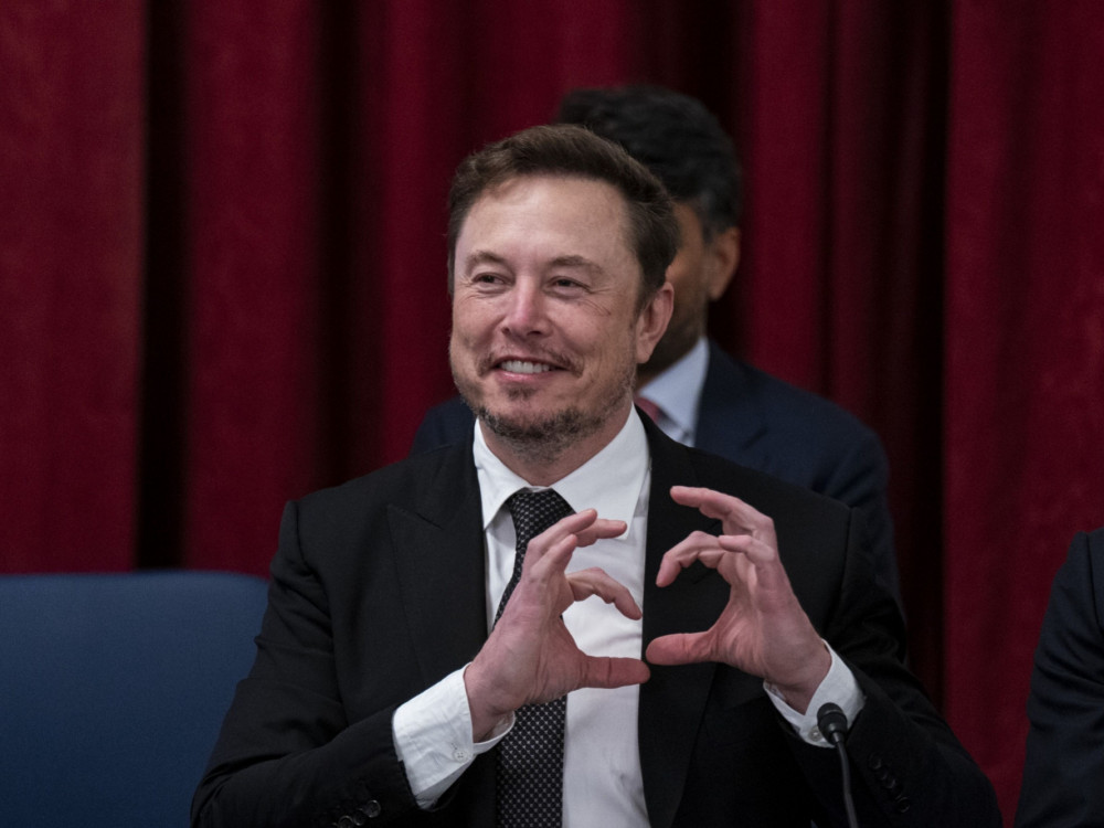 Musk za UI zbral dodatnih šest milijard dolarjev
