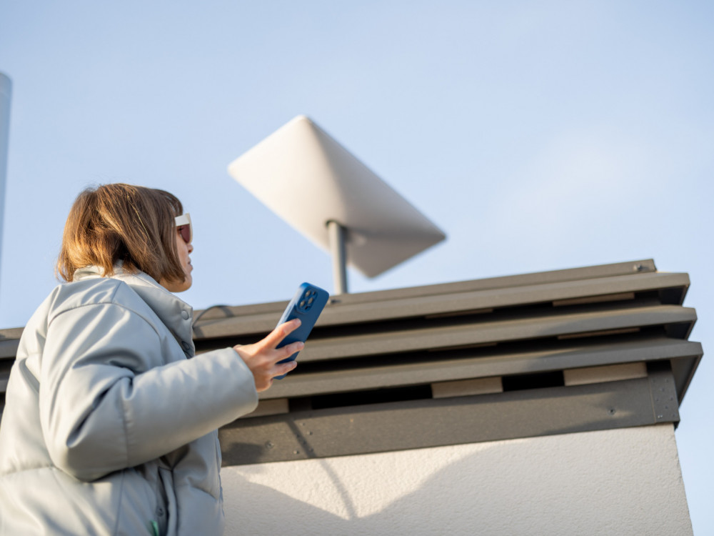 Je Starlink konkurenca domačim operaterjem? 'Čas bo pokazal'