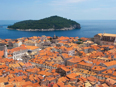 Top 5 novic za začetek dneva: Odločitev Feda in hrvaški turizem