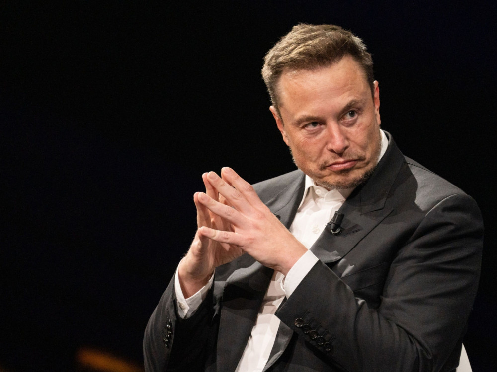 TOP5 novic za začetek dneva: Napovedi znižal še Ford in kako bi rezal Musk