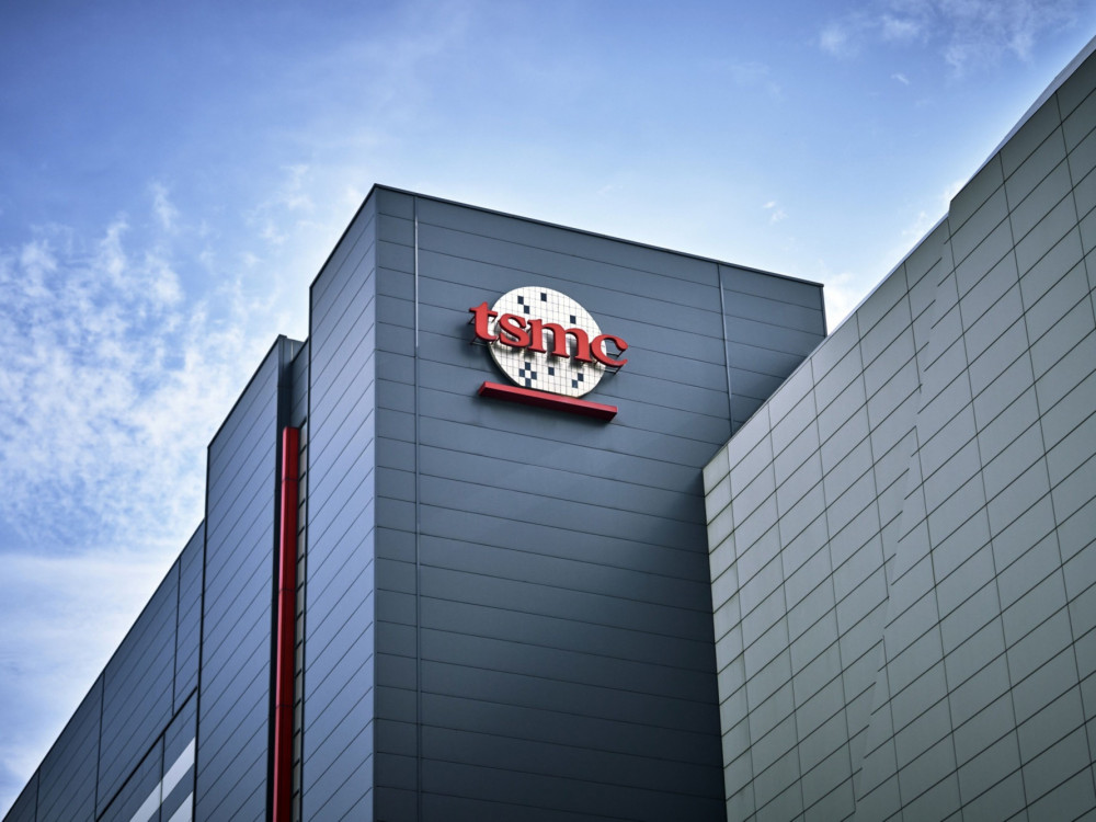 TSMC povečuje prihodke, delnica pa lepo raste