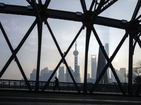 TOP 5 novic za začetek dneva: Sivi oblaki nad Nemčijo in nove grožnje iz Kitajske