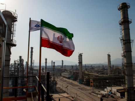 Top 5 novic za začetek dneva: Izrael pripravlja napad na Iran?