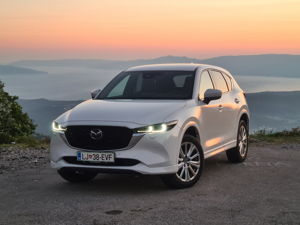 Test Mazde CX-5: Japonska klasika za lepočutne in romantične duše