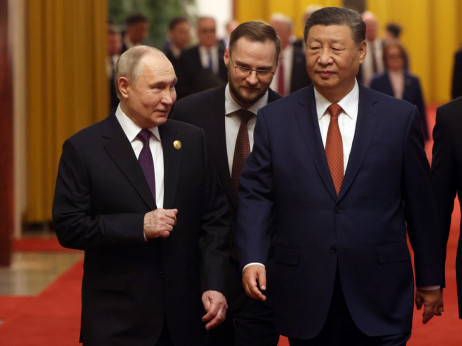 Parada ponosa: Kaj Xi in Putin z vojaško parado leta sporočata Trumpu?
