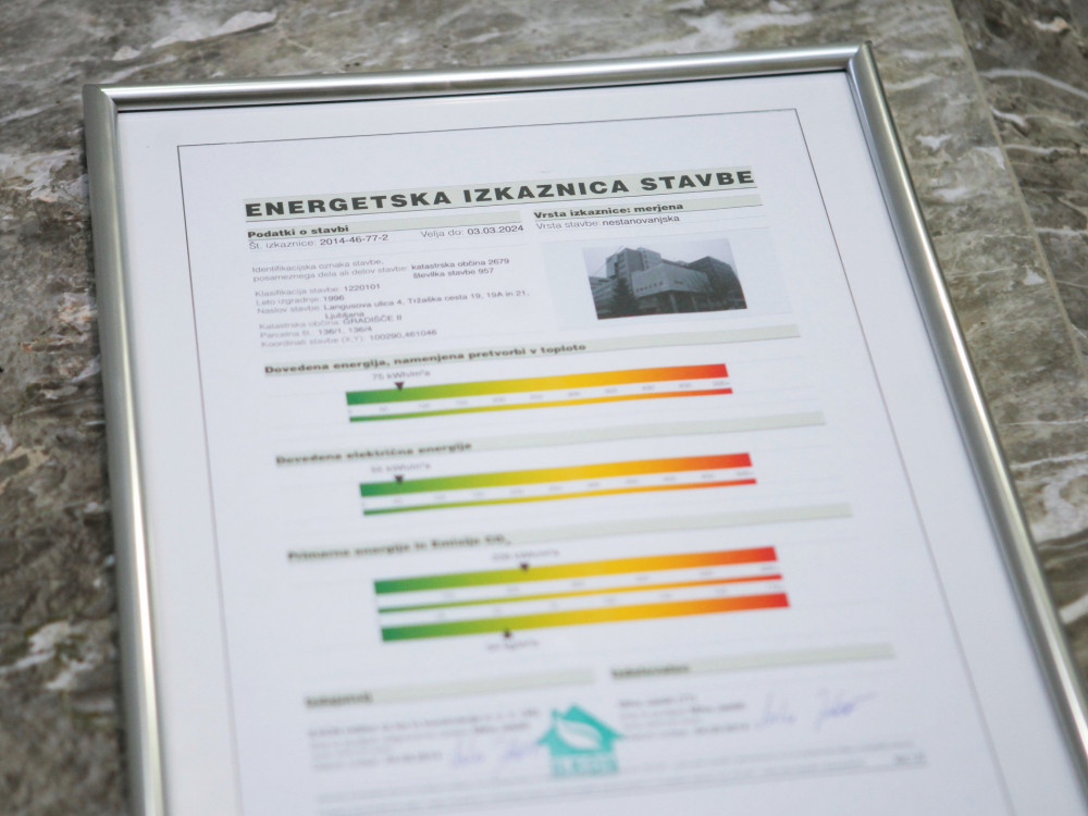 Kupci stanovanj želijo videti račun za elektriko, ne energetsko izkaznico