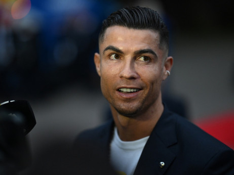 Cristiano Ronaldo svoj portfelj širi s porcelanom