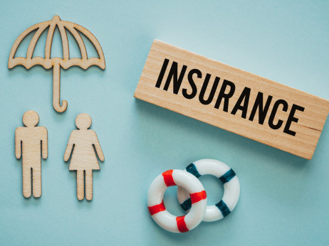 Kje so zavarovalnice lani služile več – in kje manj