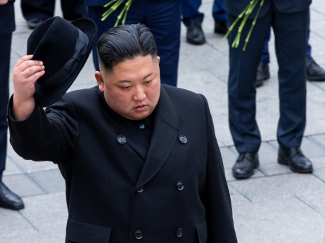 Zakaj je Xi Jinping za svoj prvi letošnji tuji obisk izbral Severno Korejo?