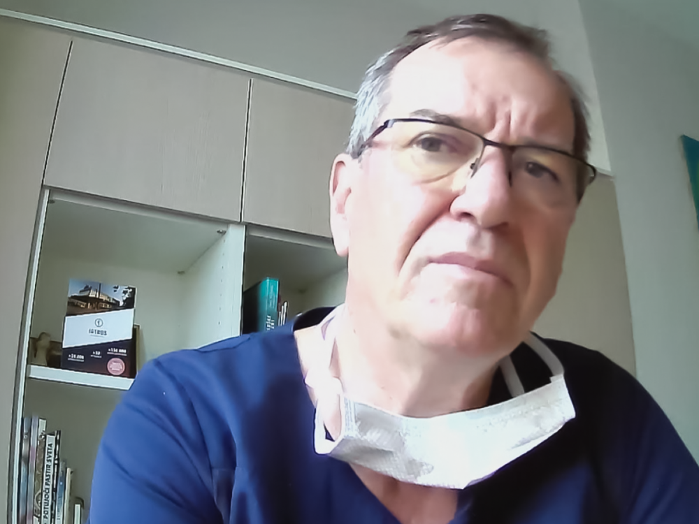 Večina zasebnih zdravnikov del javnega sistema