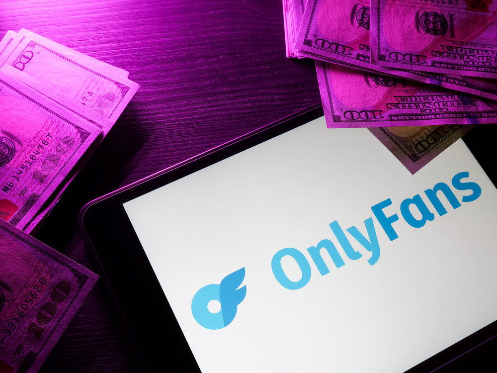 Furs: Dejavnost na OnlyFans priglasili le trije Slovenci