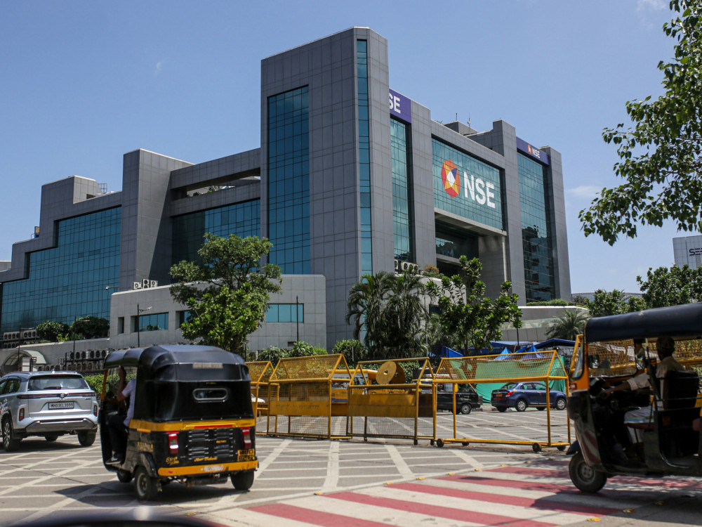 Indija proti Pakistanu: Zakaj indijski borzni trg ne paničari in kaj bi morali vedeti vlagatelji