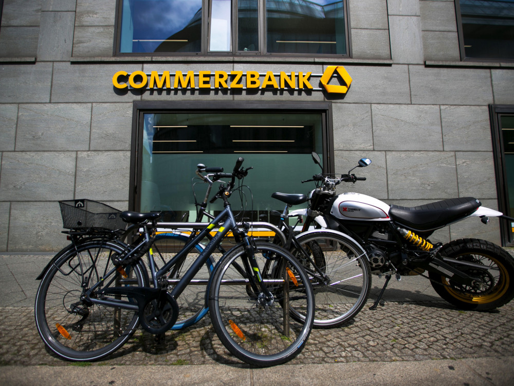 Zaradi Commerzbank napetost med Berlinom in Rimom