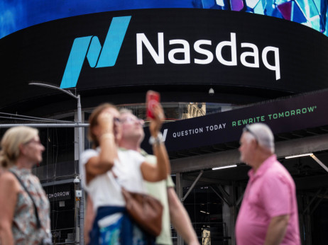 Ameriški indeks Nasdaq na rekordu. Kaj ga žene v višave?