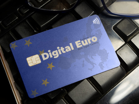 Bomo dobili digitalni evro? In kaj prinaša?