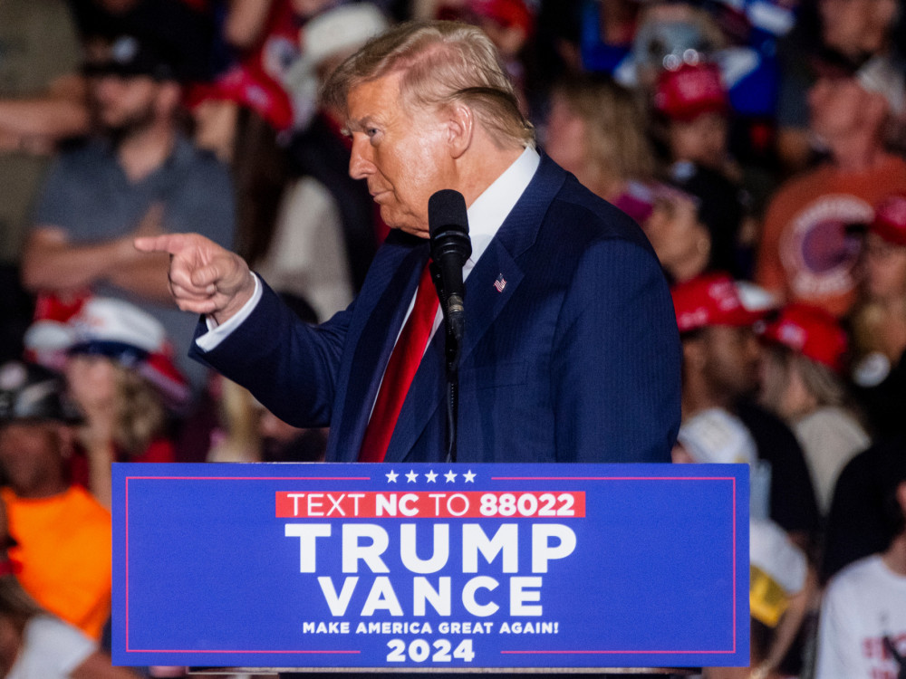 Trump grozi z uvedbo sekundarnih carin. Katere države so na udaru?
