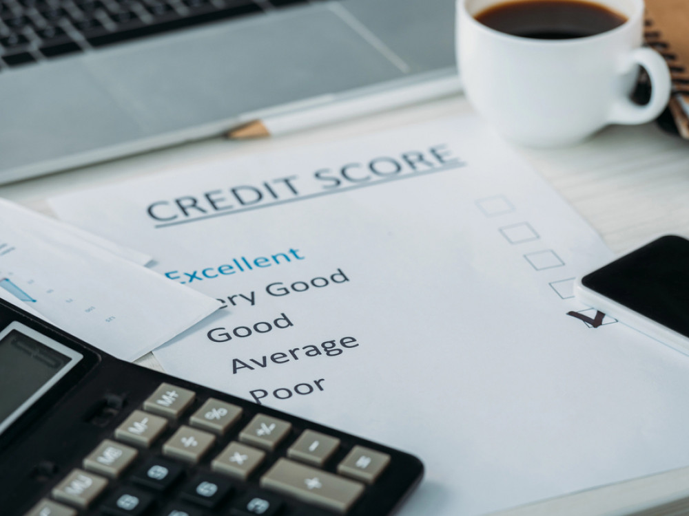 EURIBOR pada. Se bodo posojila še cenila?