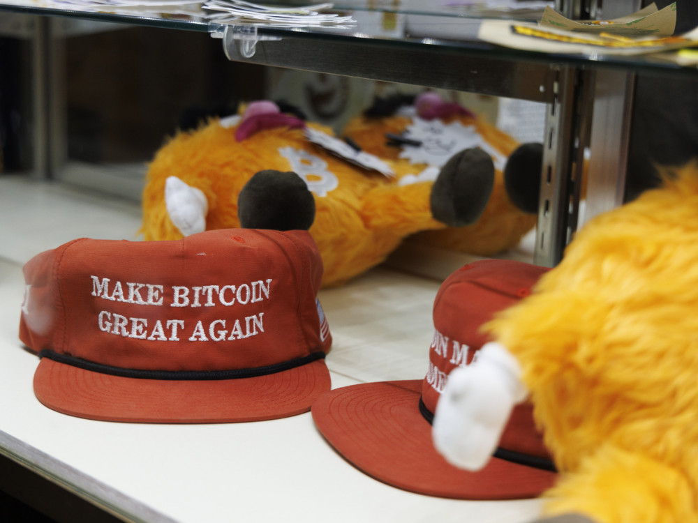 Top 5 novic za začetek dneva: Bitcoin osvaja nove vrhove