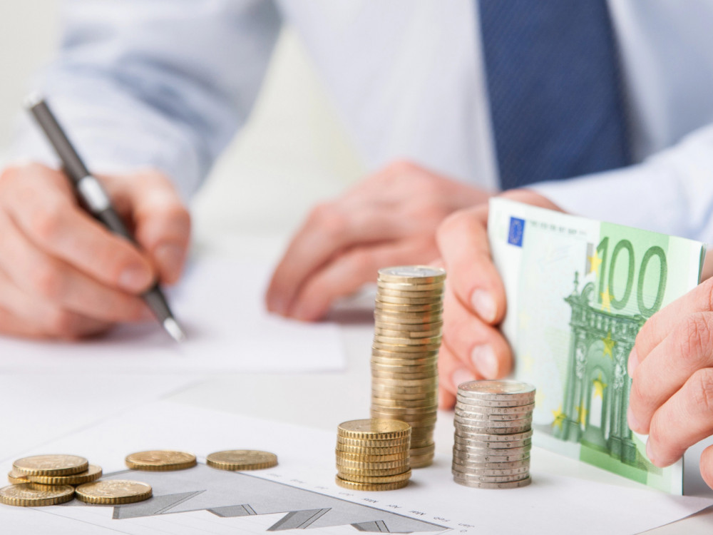 Zgodbe tedna: zbliževanje s Kitajsko, bitcoin na rekordu, denarni skladi