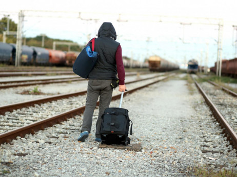 Rast brezposelnosti mladih – napoved ohladitve gospodarstva?