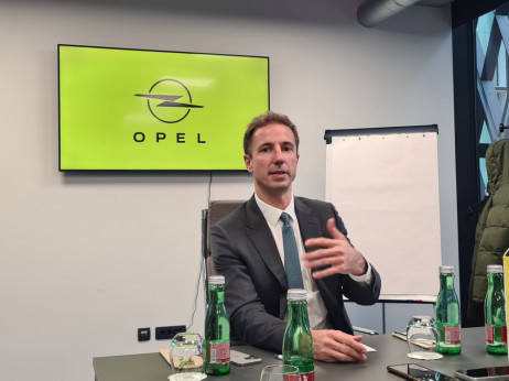 Florian Huettl, Opel: 'Kmalu bomo lahko naredili e-avto za 25 tisoč evrov'