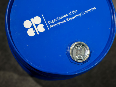 Omejeni pretok skozi Hormz omejuje odziv kartela OPEC+