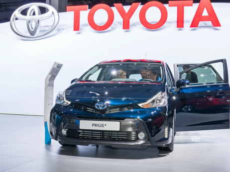 Carine močno prizadele Toyotino poslovanje