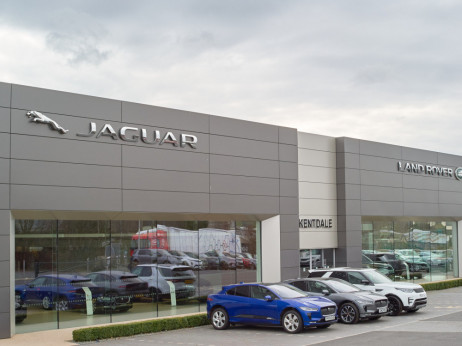 Luksuz se ne prodaja, Tata Motors ob 80 odstotkov dobička