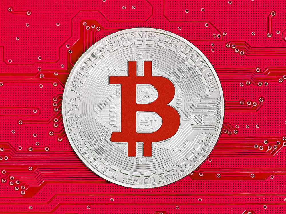 Bitcoin na dvomesečnem dnu. Kakšni so razlogi?
