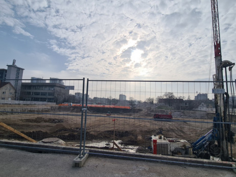 Gradbeništvo najbolj poganja obseg proizvodnje