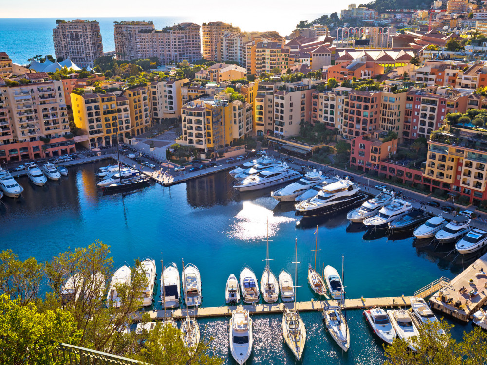 Milijon za 19 kvadratov v Monaku. Kakšne so cene luksuza pri nas