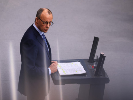 Top 5 novic za začetek dneva: Mož ure Friedrich Merz