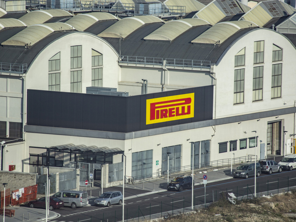 Pirelli izrinja kitajske lastnike