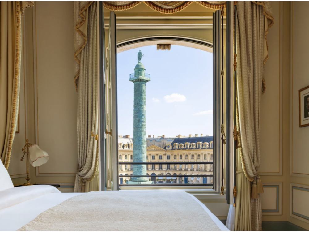 Kako brezplačno bivati v najbolj luksuznih hotelih