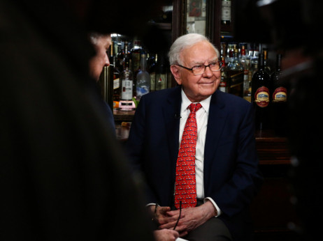 Buffettov Berkshire z milijardnim odpisom naložbe v Kraft Heinz