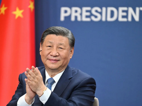 Xi v novem napadu na ZDA EU poziva k združitvi moči