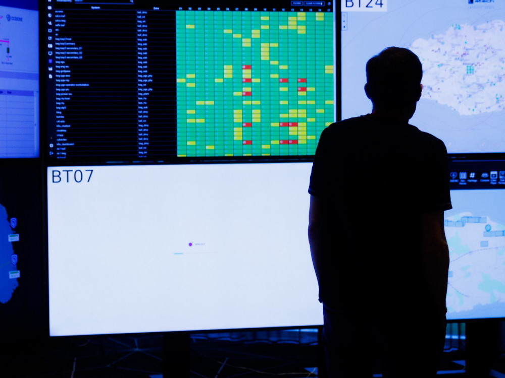 Slovenija in Italija z izjemnim tretjim mestom na Locked Shields 2025