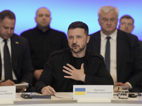 Zelenski: Ukrajina se bo pogajala, ko bo Rusija pristala na premirje