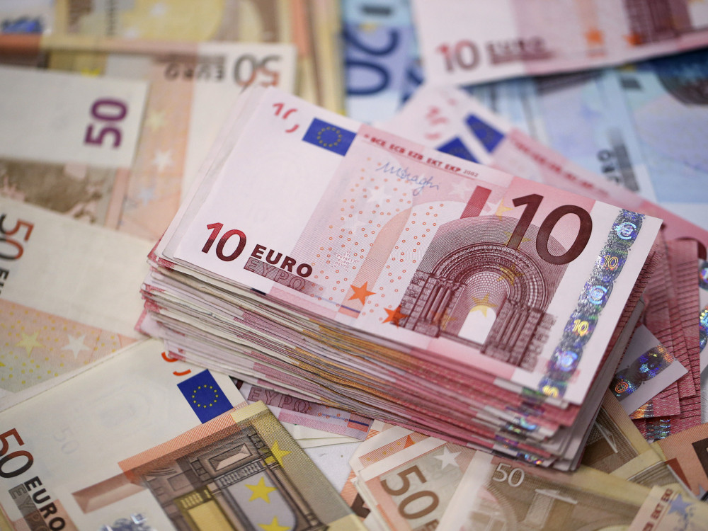 Slovenske banke postopoma odpirajo posojilno 'pipo'