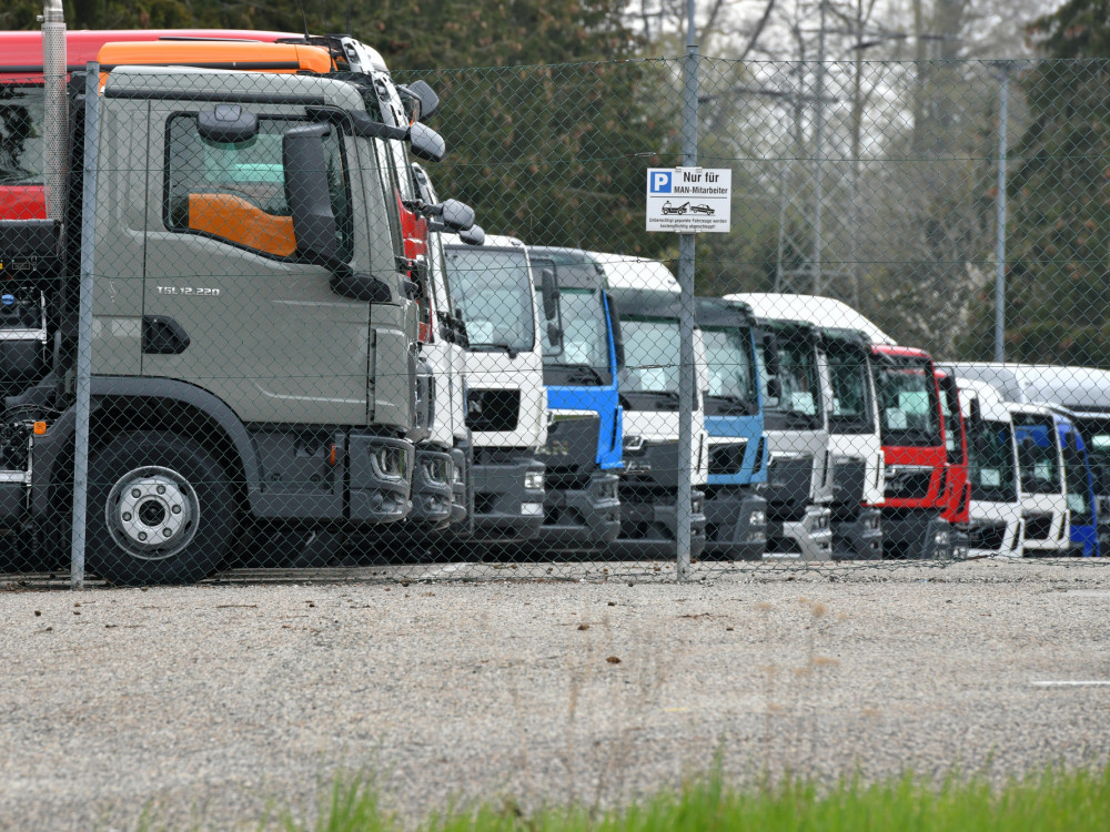 Evropski trg tovornih vozil v krču. Zakaj tone?