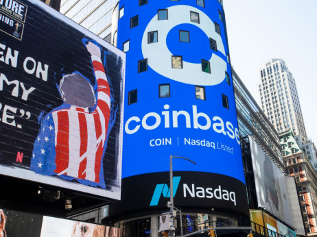 Delnica Coinbase včeraj pridobila 17 odstotkov. Zakaj?