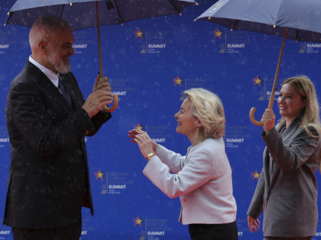 Protesti, povezani s Kushnerjem, razkrivajo globino jeze zaradi Rame